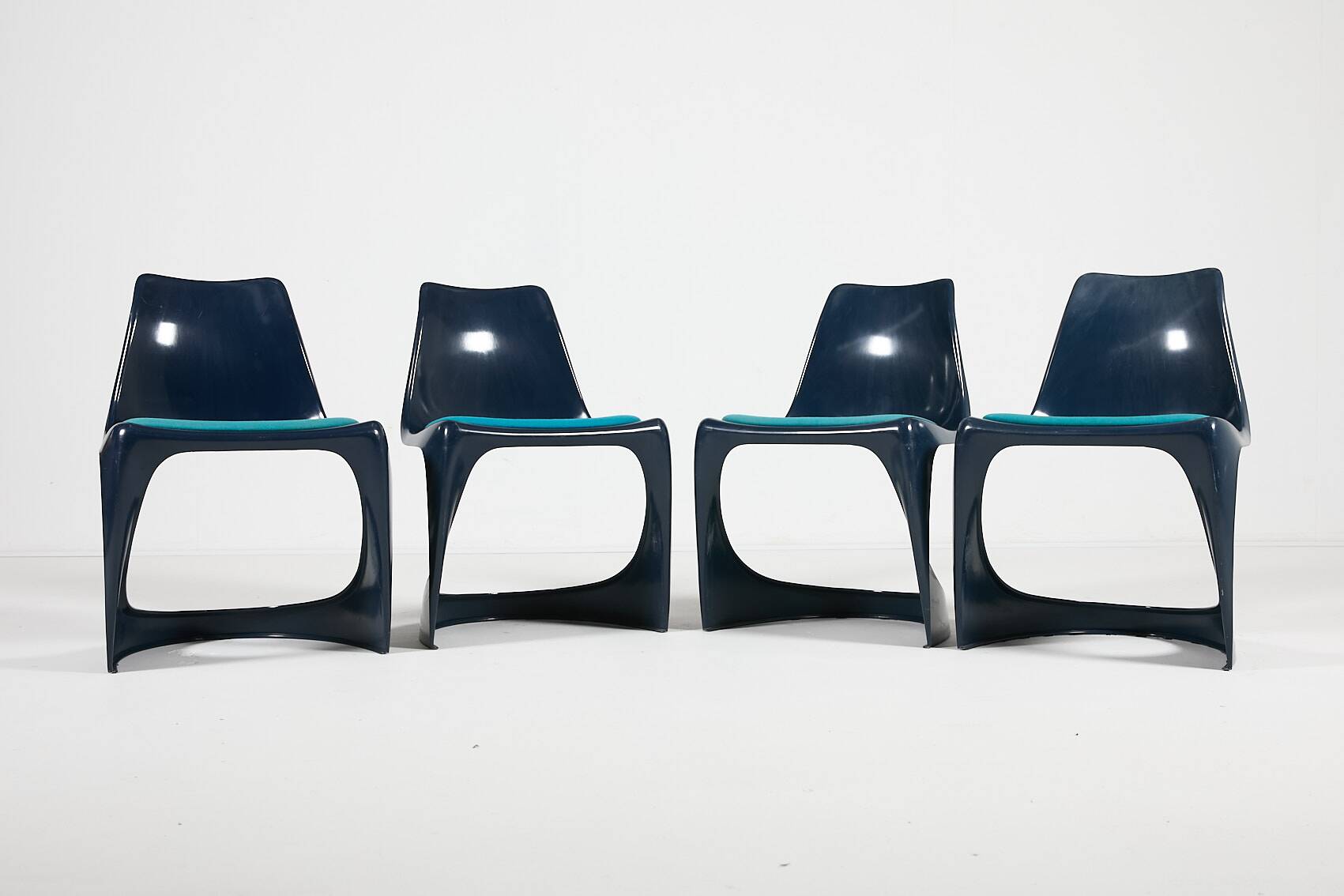 Ensemble de 4 chaises Steen Ostergaard A-Line par CADO