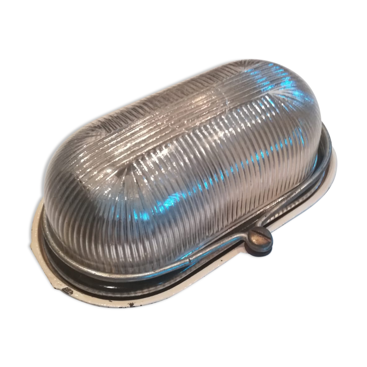 Industrial wall lamp