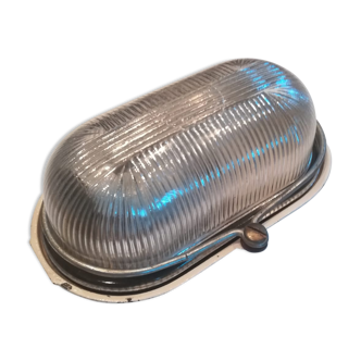 Industrial wall lamp