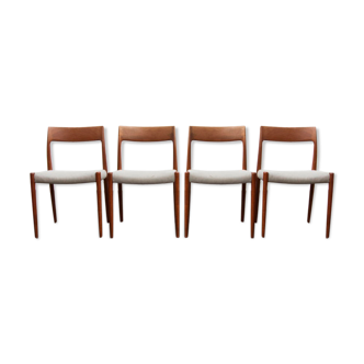 Series of 4 teak chairs