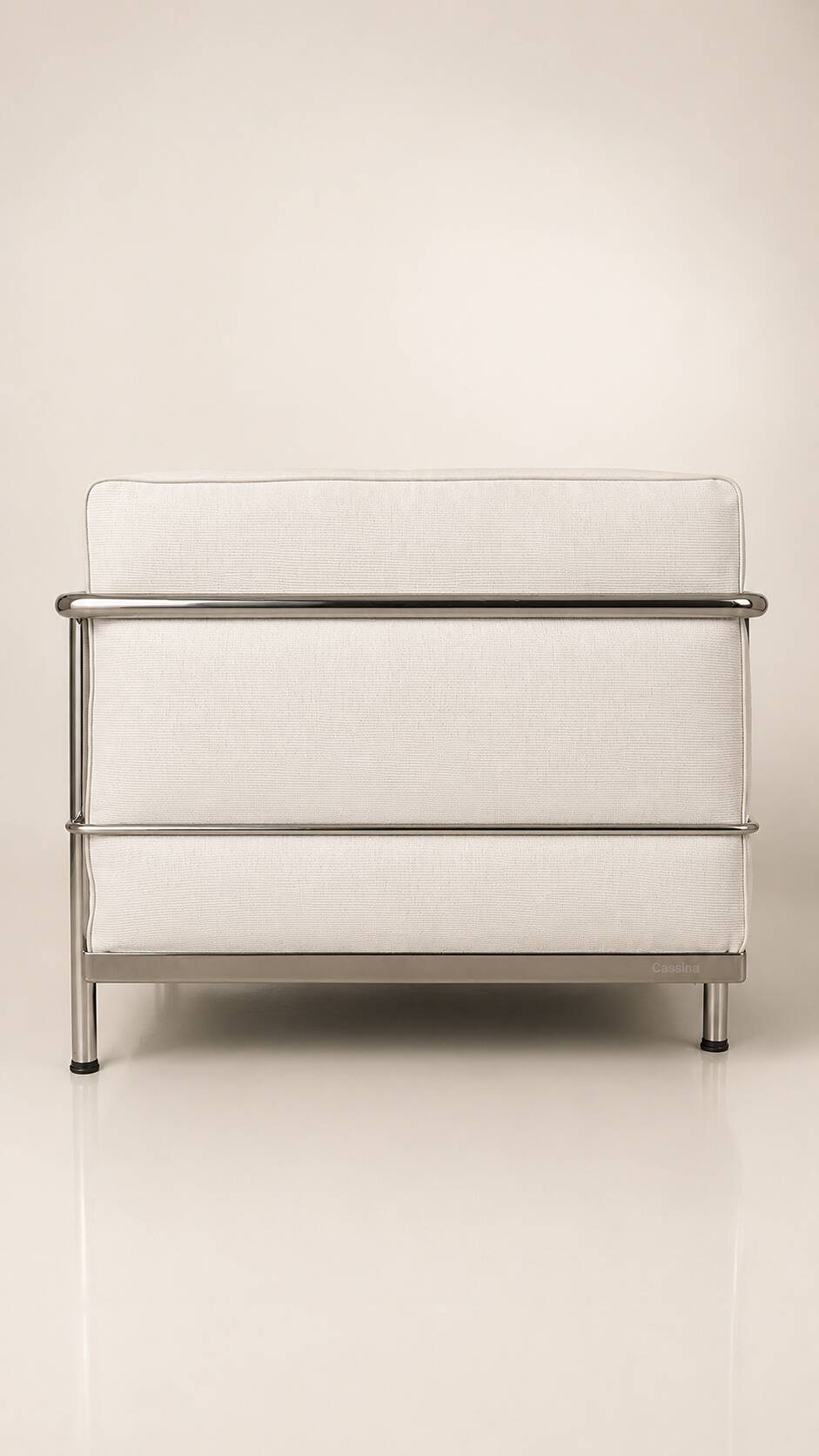 2 LC3 armchairs by Le Corbusier