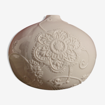 White soliflore ball vase, embossed patterns