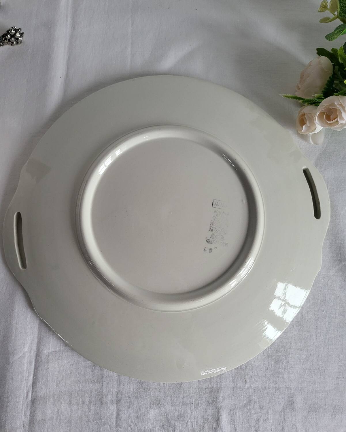 Sarreguemines earthenware cake plate, Épernay pattern