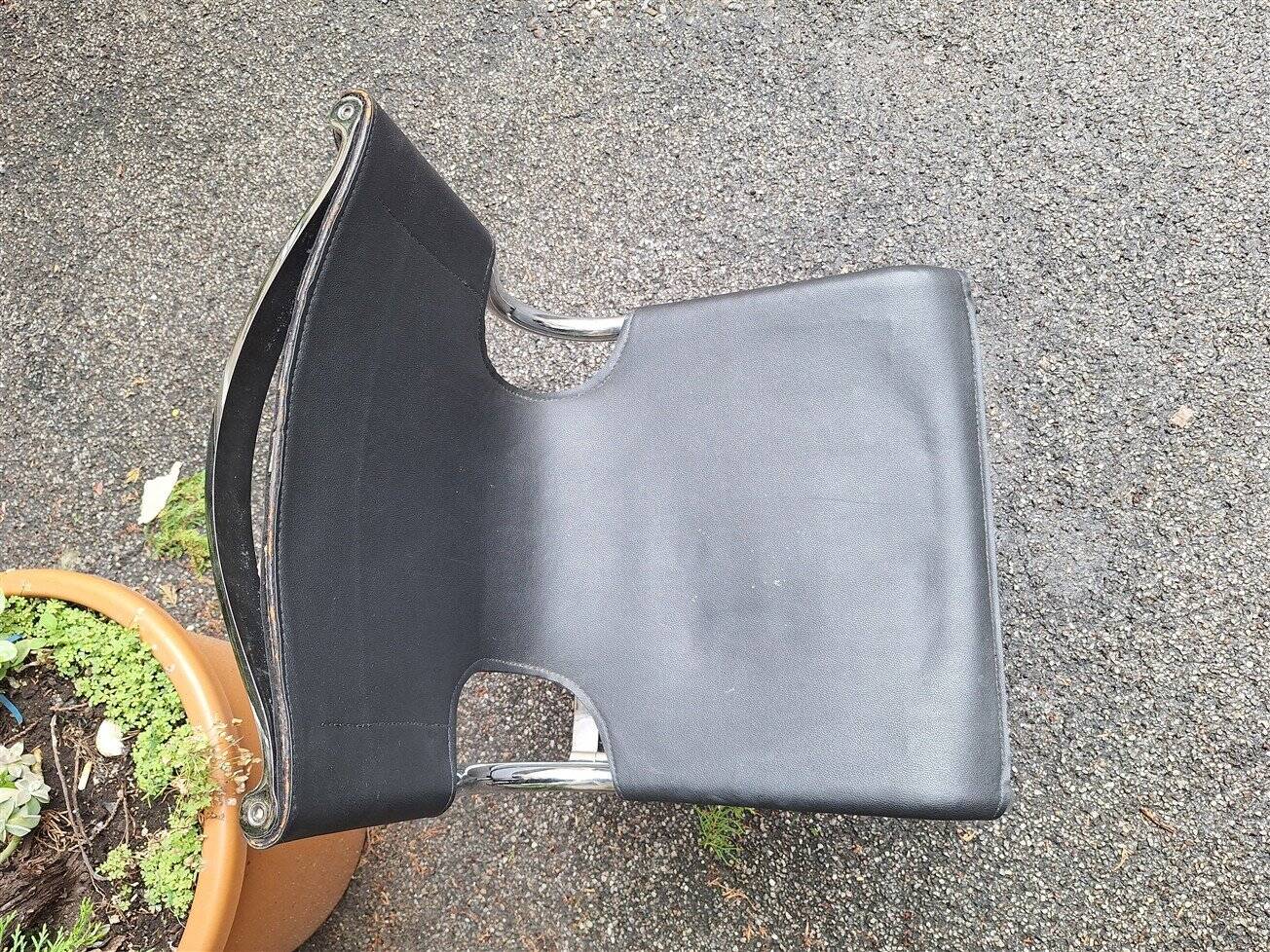 Model 920 Chairs in Chrome and Black Leather by Carlo Bartoli for T70, 1970s, Set of 6