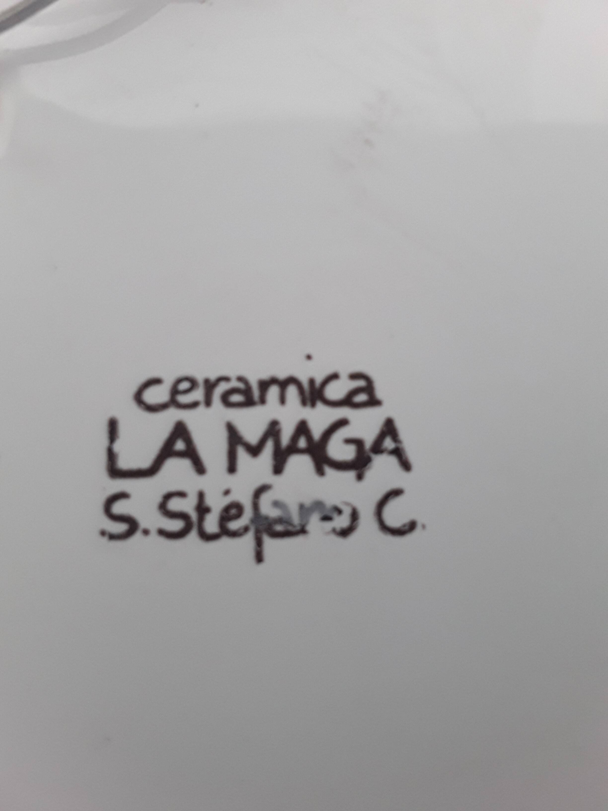 Decorative ceramic plate