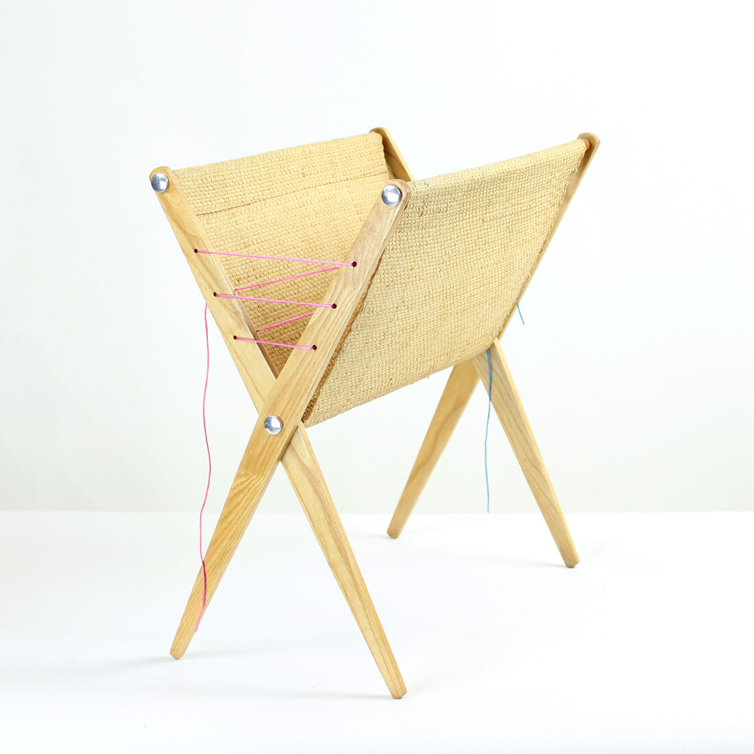 Porte-magazine en bois, Tchécoslovaquie Années 1960