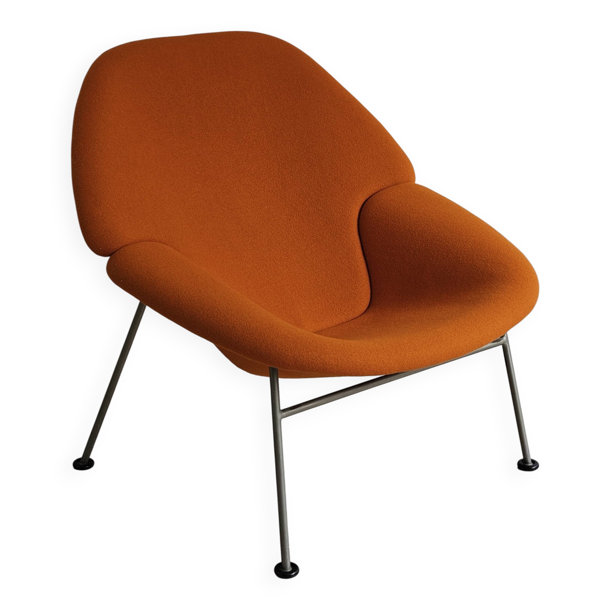 Vintage F555 chair by Artifort