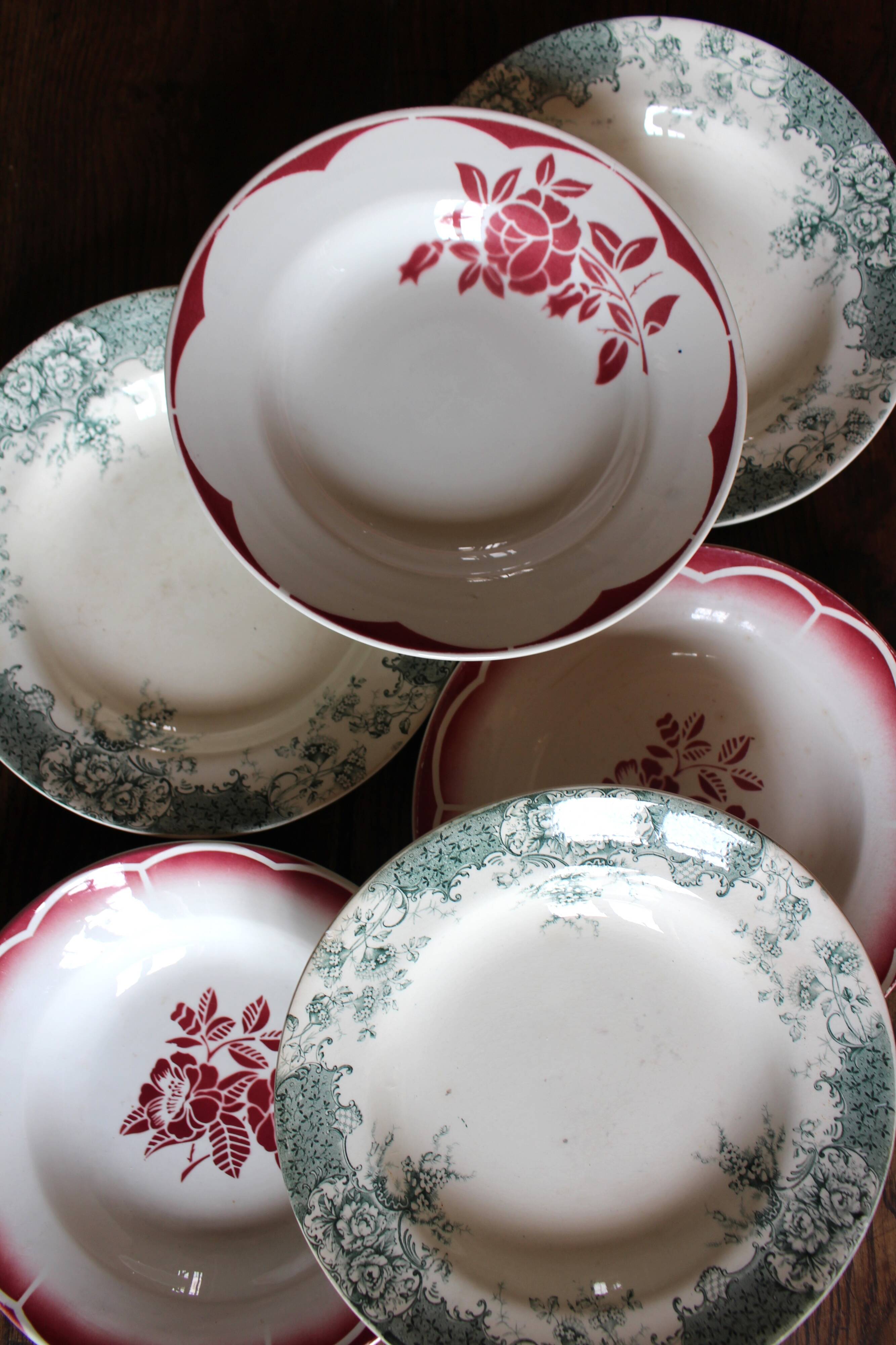 6 deep plates Marsac red Digoin Terre de fer green