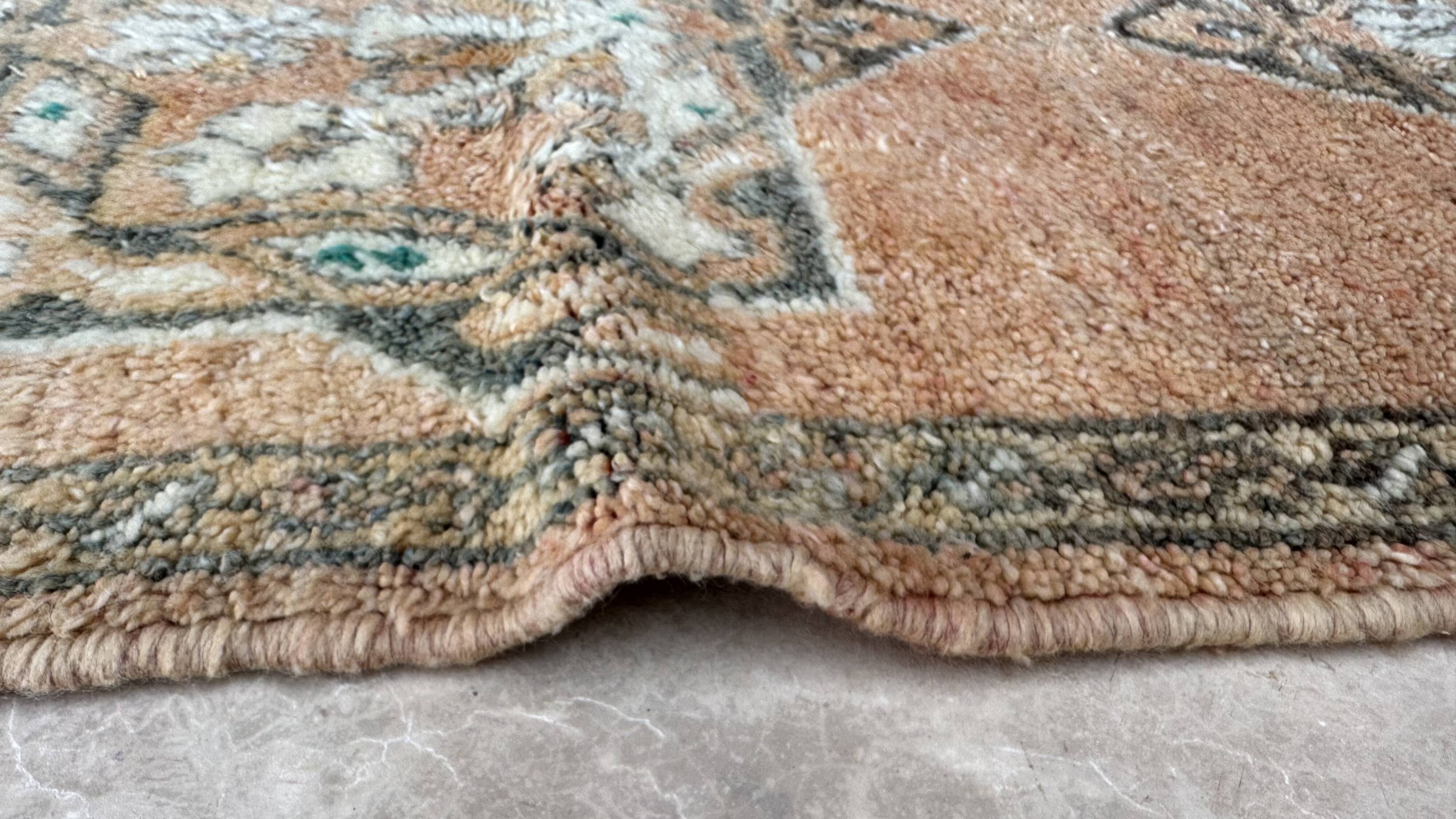 Colorful Boujad Moroccan rug - 296 x 98 cm