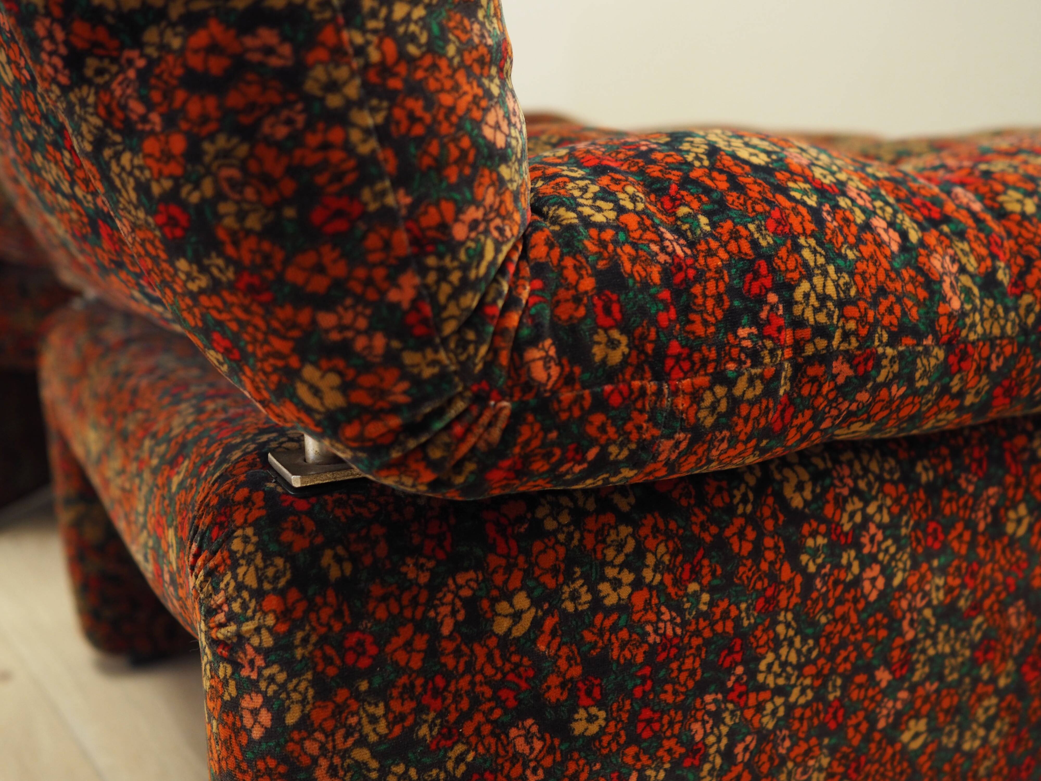 Modular sofa, Italian design, 1960s, production: Italy