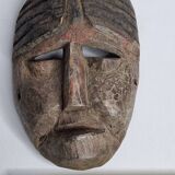 Masque rituel ancien en bois sculpté, Himalaya, XXe siècle – 19 cm