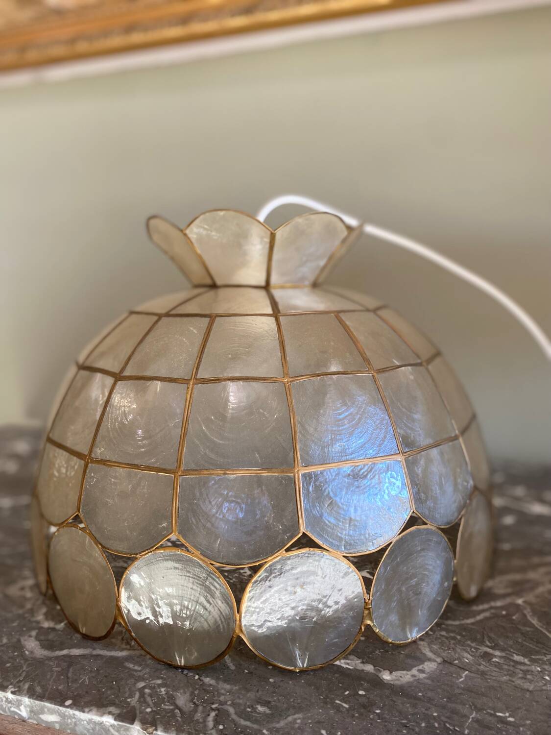 Vintage mother-of-pearl pendant light