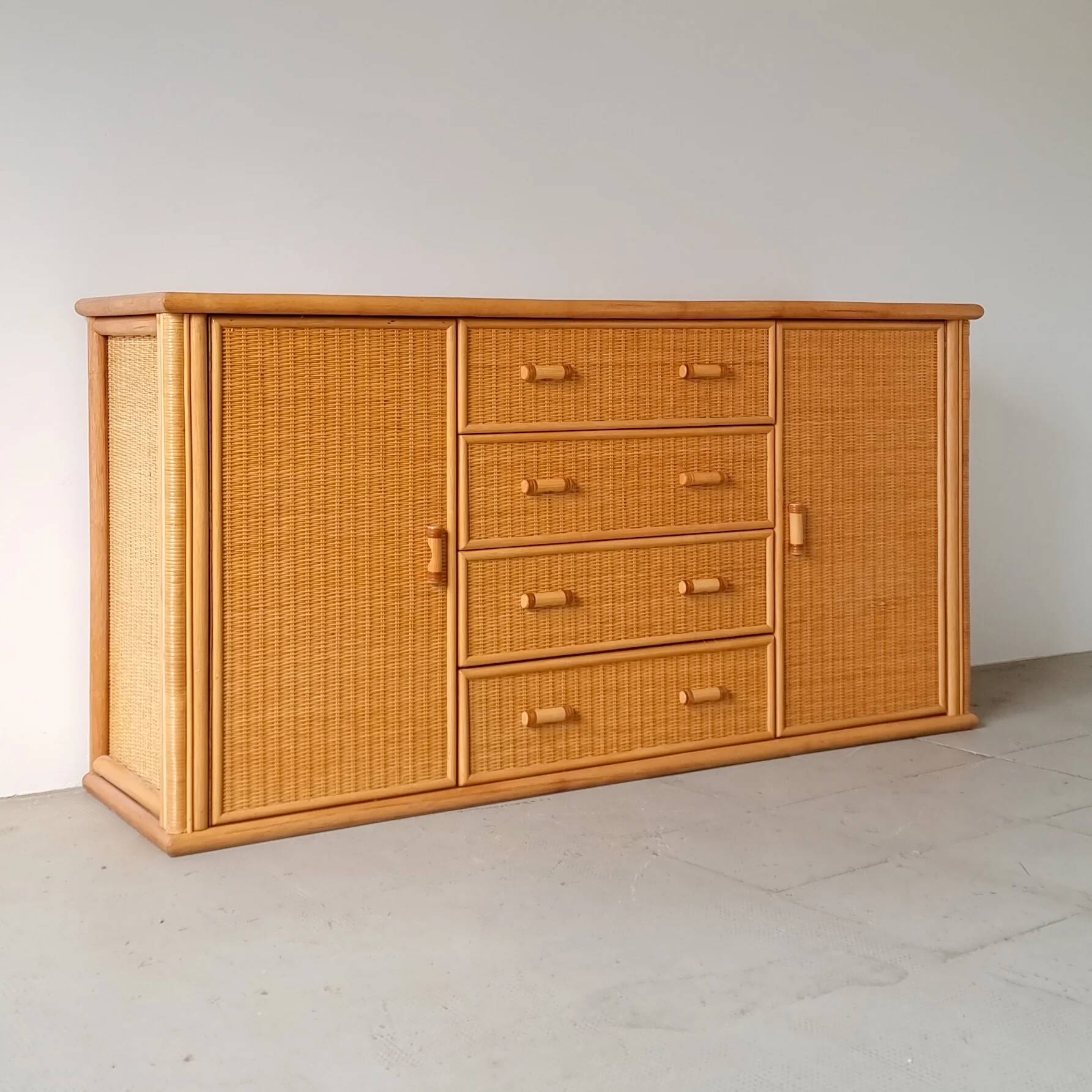 Buffet en rotin vintage