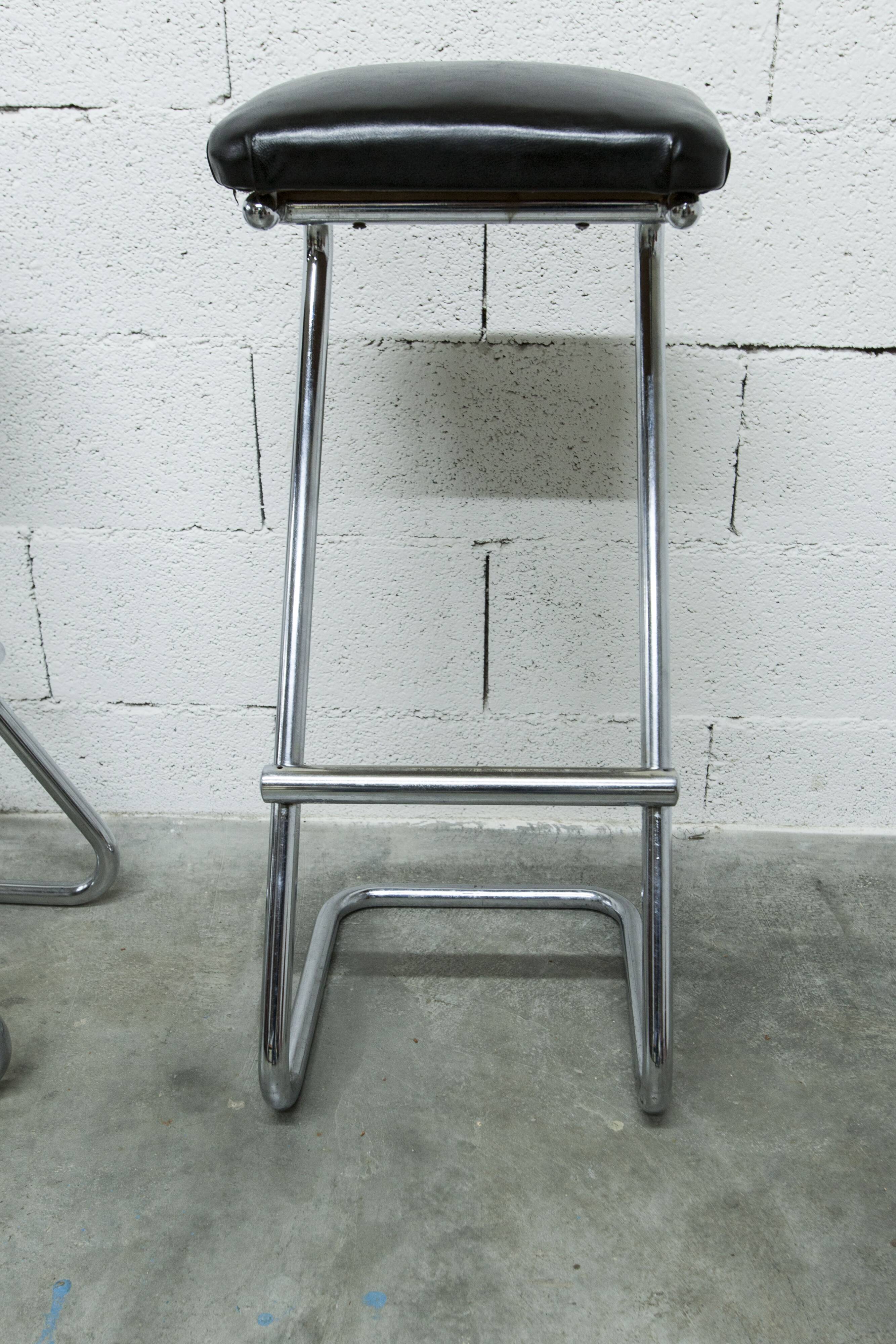 Paire de tabourets 1970 h80 en forme de Z