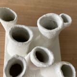 Vase pique flower with matte whitened pipe