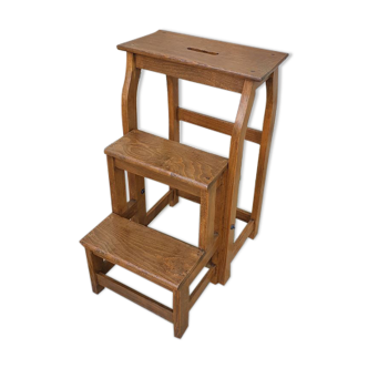 Old stepladder