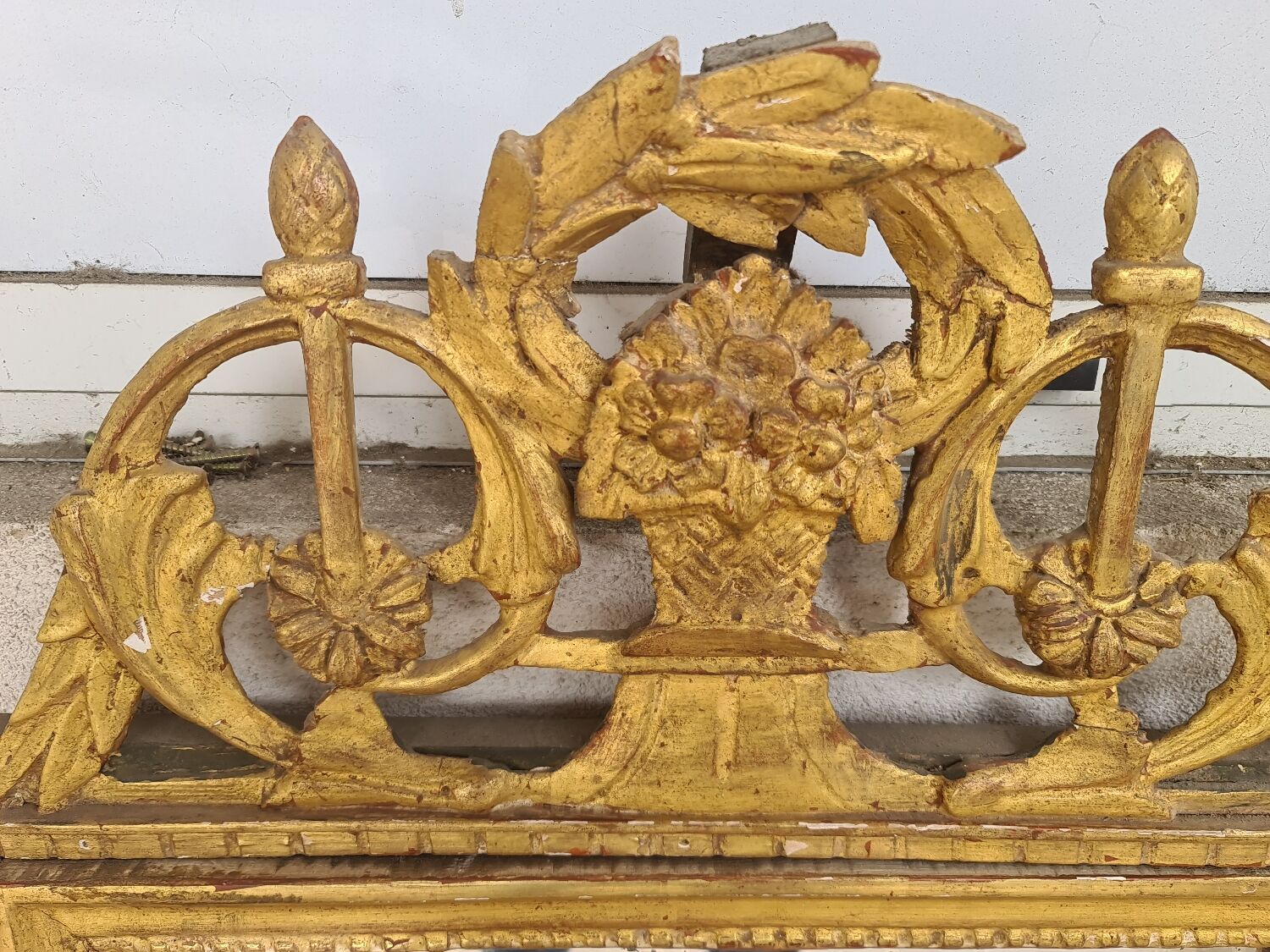 Gilded mirror Louis XVI