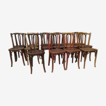 Lot de 16 chaises bistrot