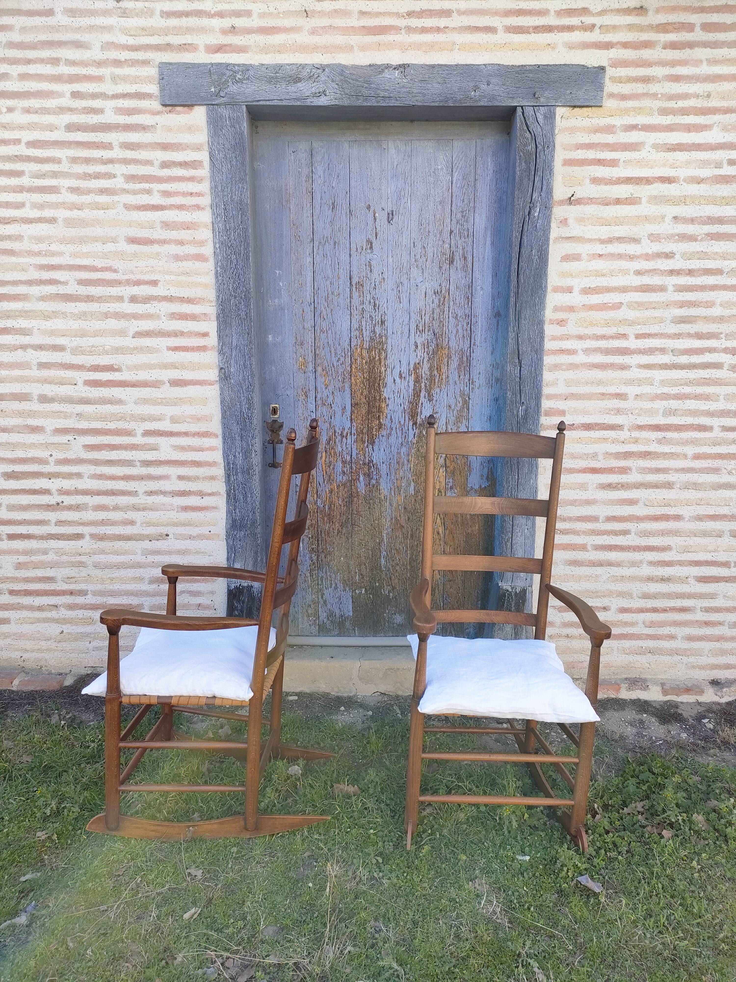 Paire de rocking-chair américains