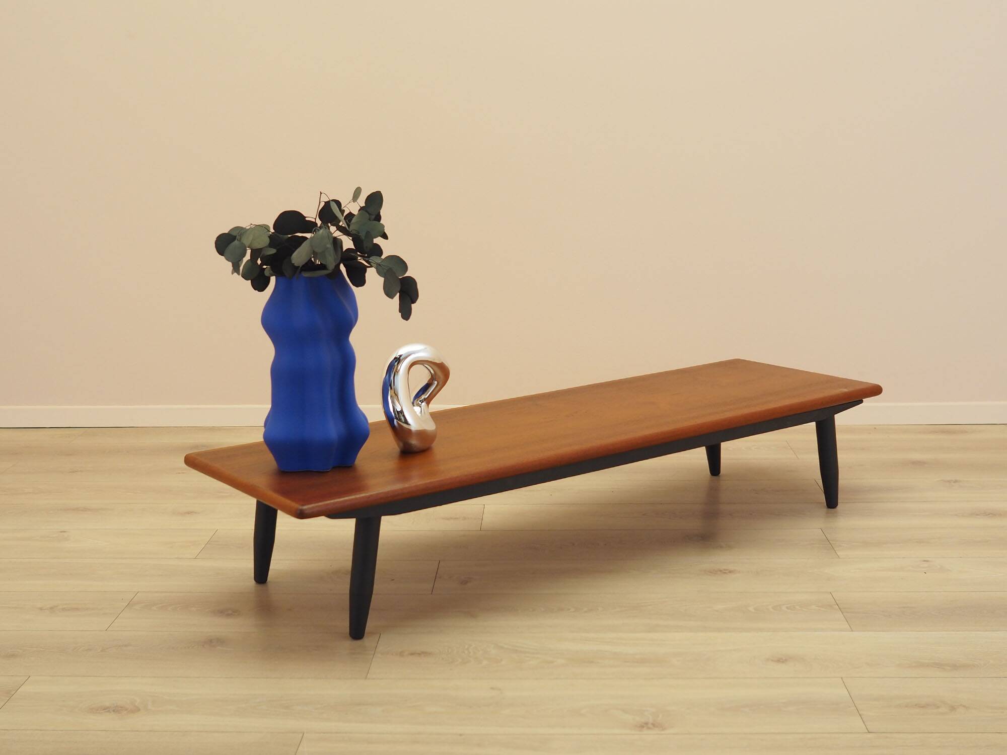 Meuble bas en teck, design danois, années 1970, fabriqué au Danemark