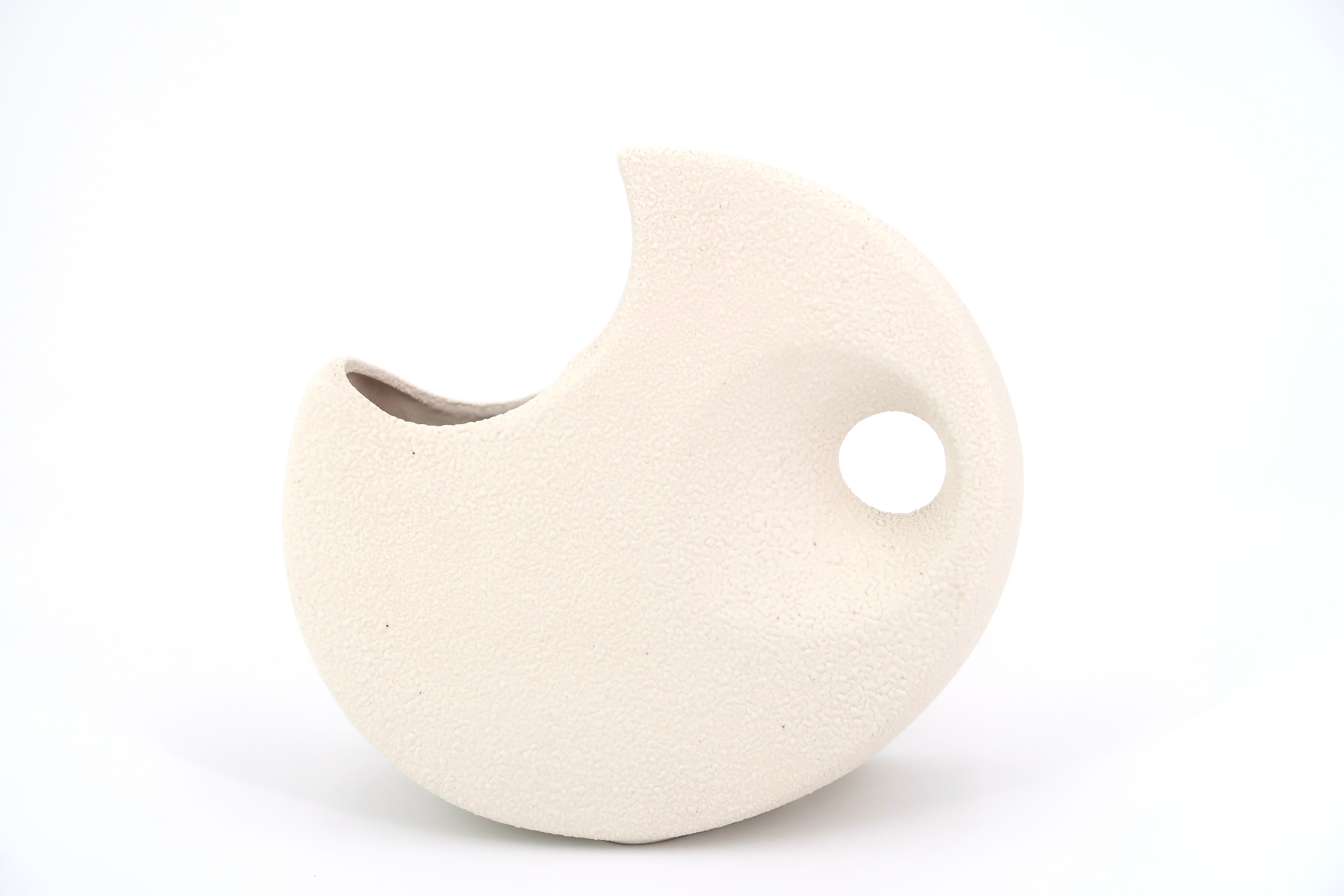 White ceramic foam Sgrafo vase by Peter Muller, 60s