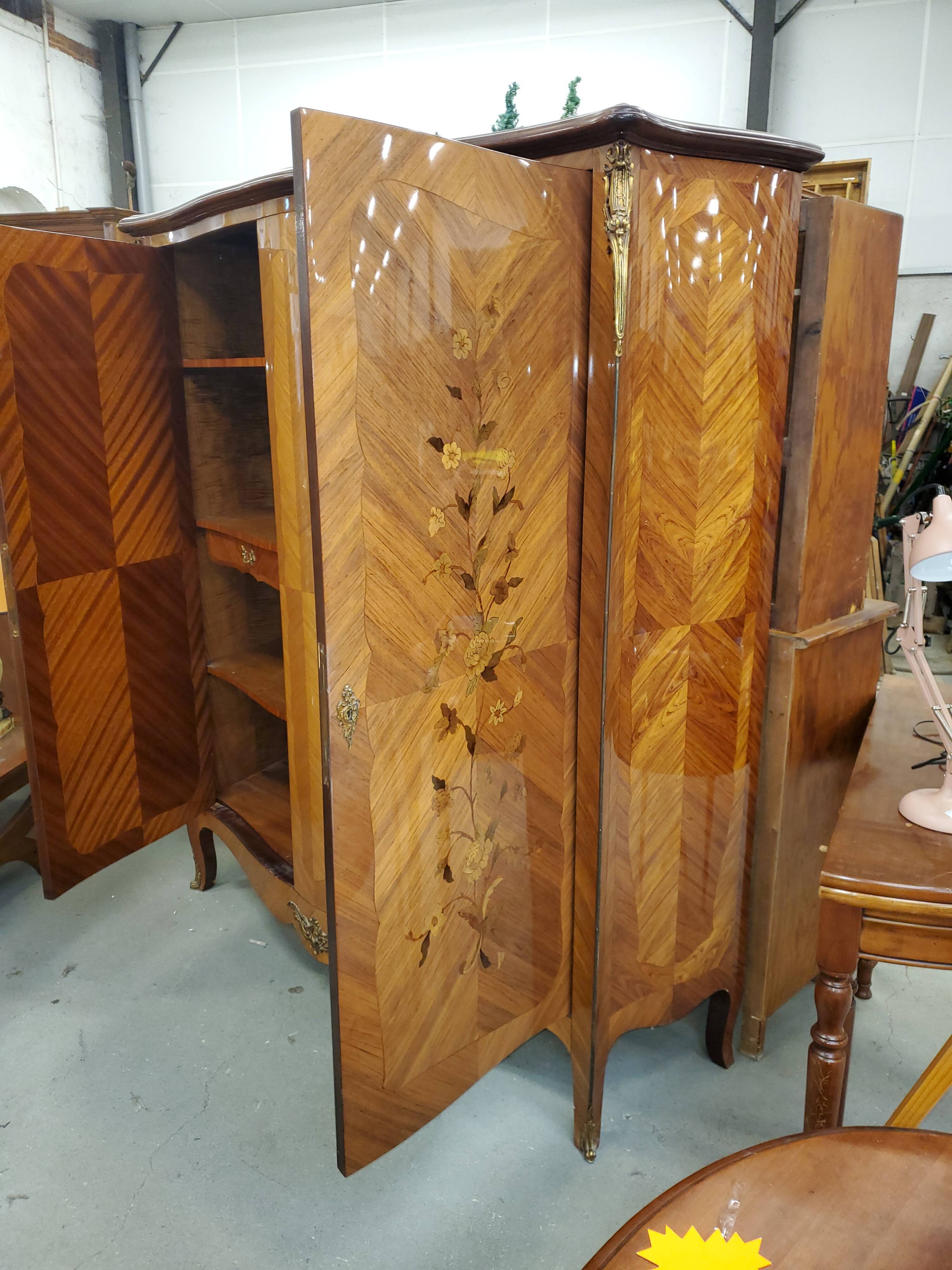Armoire en bois de rose Selency