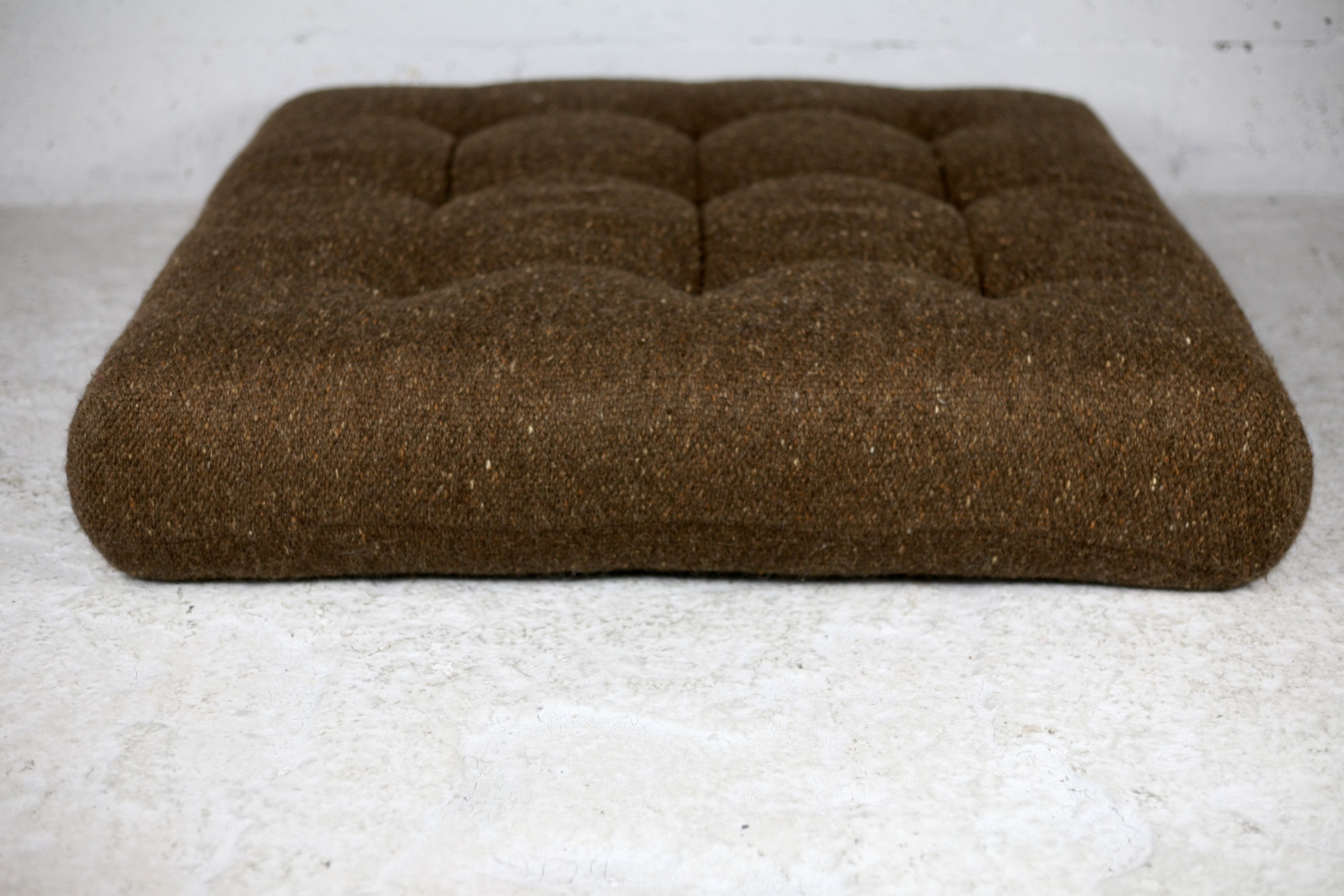 Modular sofa Mah Jong, Hans Hopfer, France, 1971. Roche Bobois Edition.