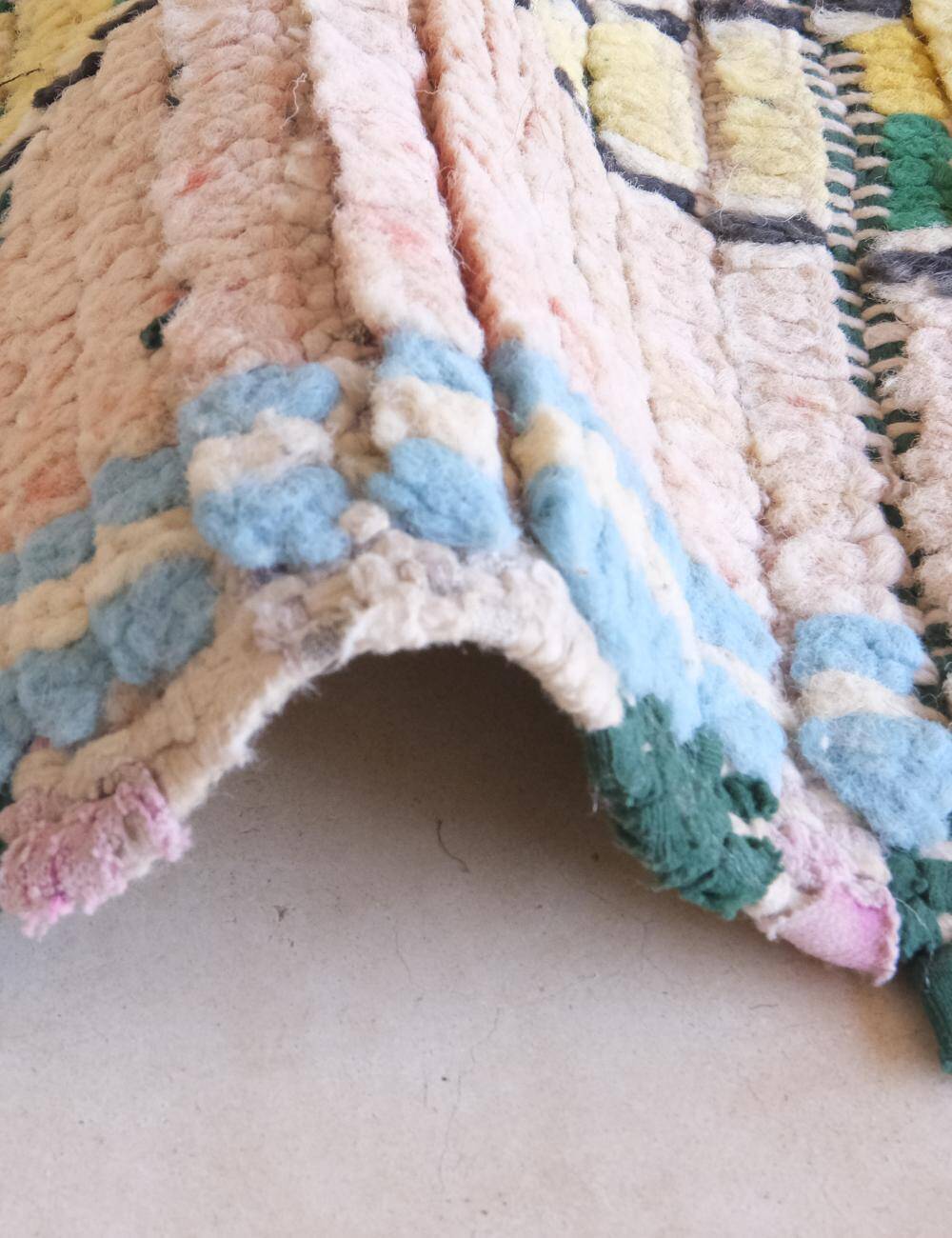 Vintage Berber Runner Rug - 322 x 84 cm