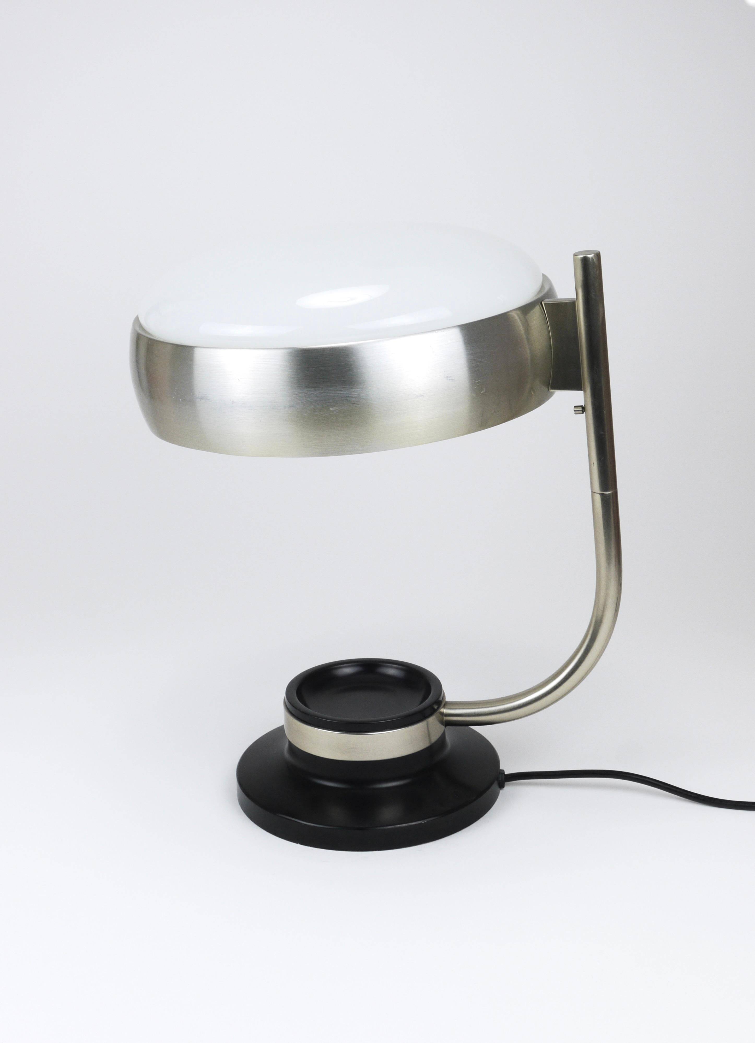 Oscar Torlasco black and nickel swivel desk lamp, Lumi Milano, Italy, 1960s.