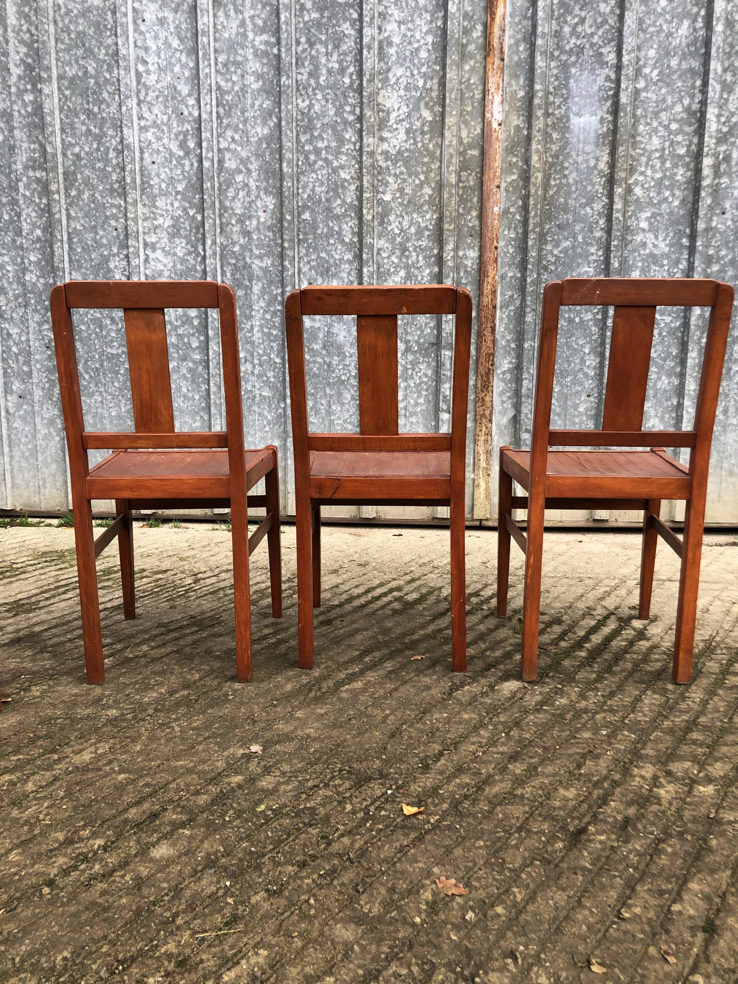 6 René Gabriel chairs from the reconstruction period in beech and plywood.