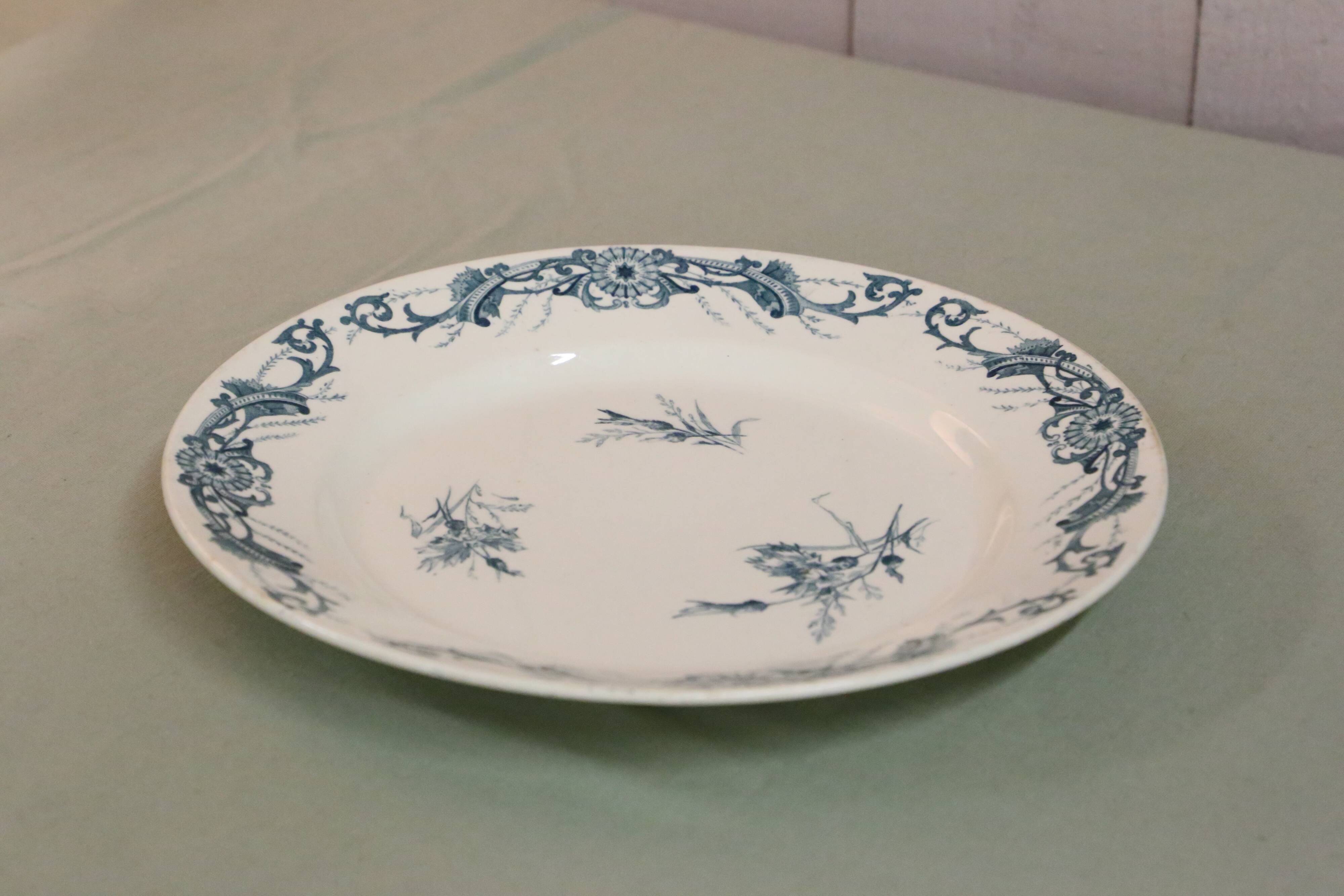 Large round dish, Creil and Montereau, Centaurea service, iron earth, late 19th century