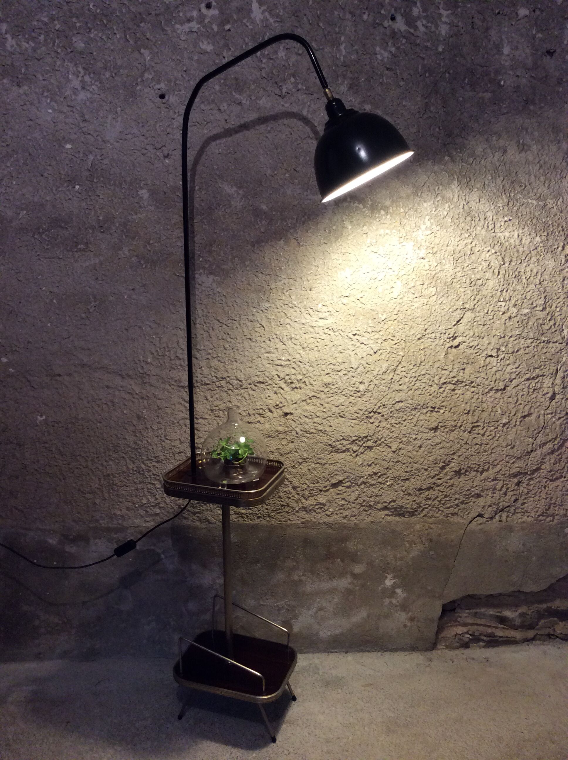 Lampadaire avec tablette vintage