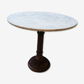 Marble round table