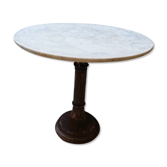 Marble round table