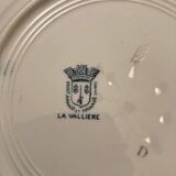 3 Assiettes plates, terre de fer, anciennes au décor bleu