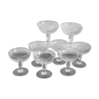 Série de 8 coupes à champagne