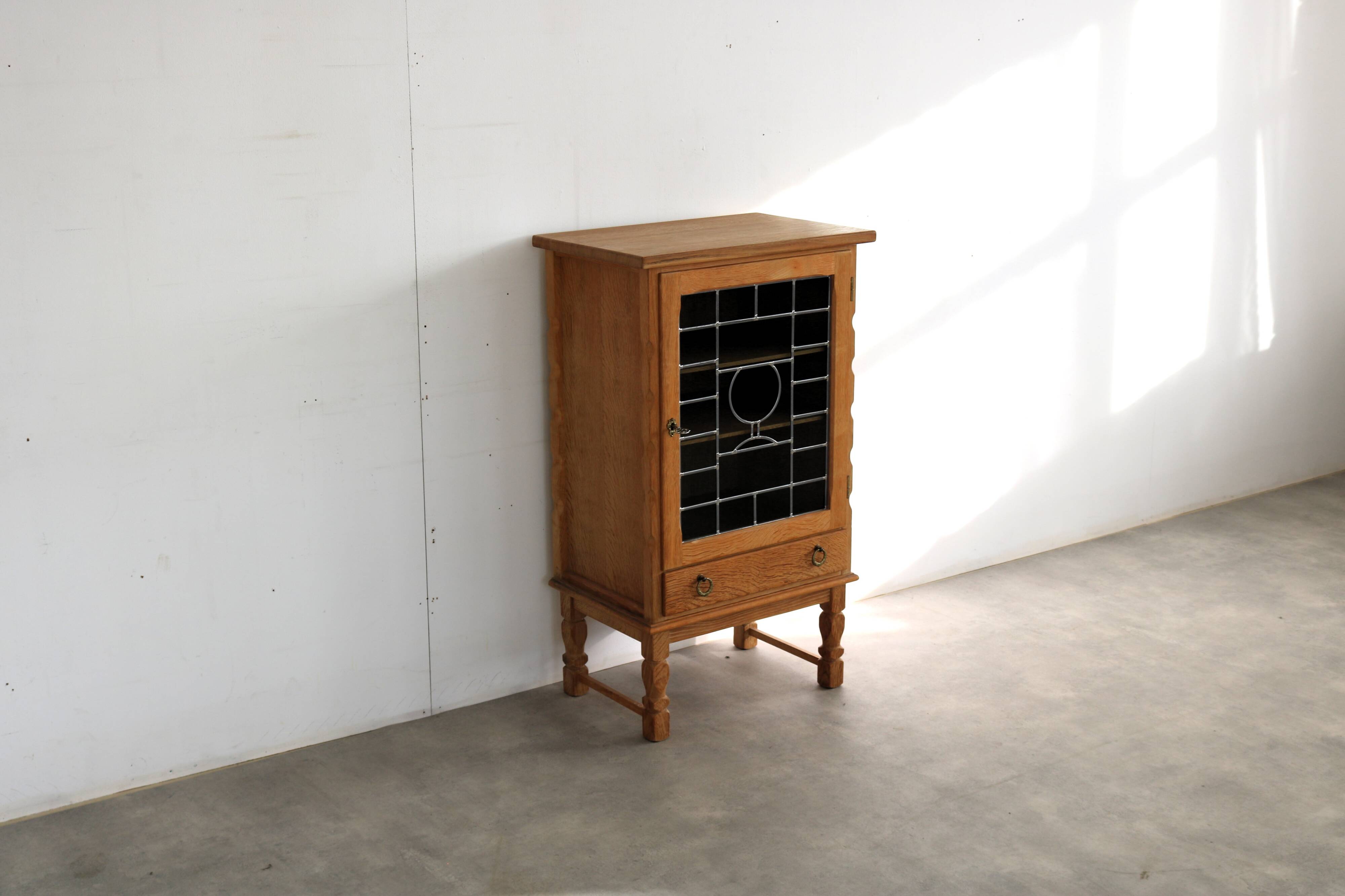 Table de chevet vintage en chêne Kjaernulf
