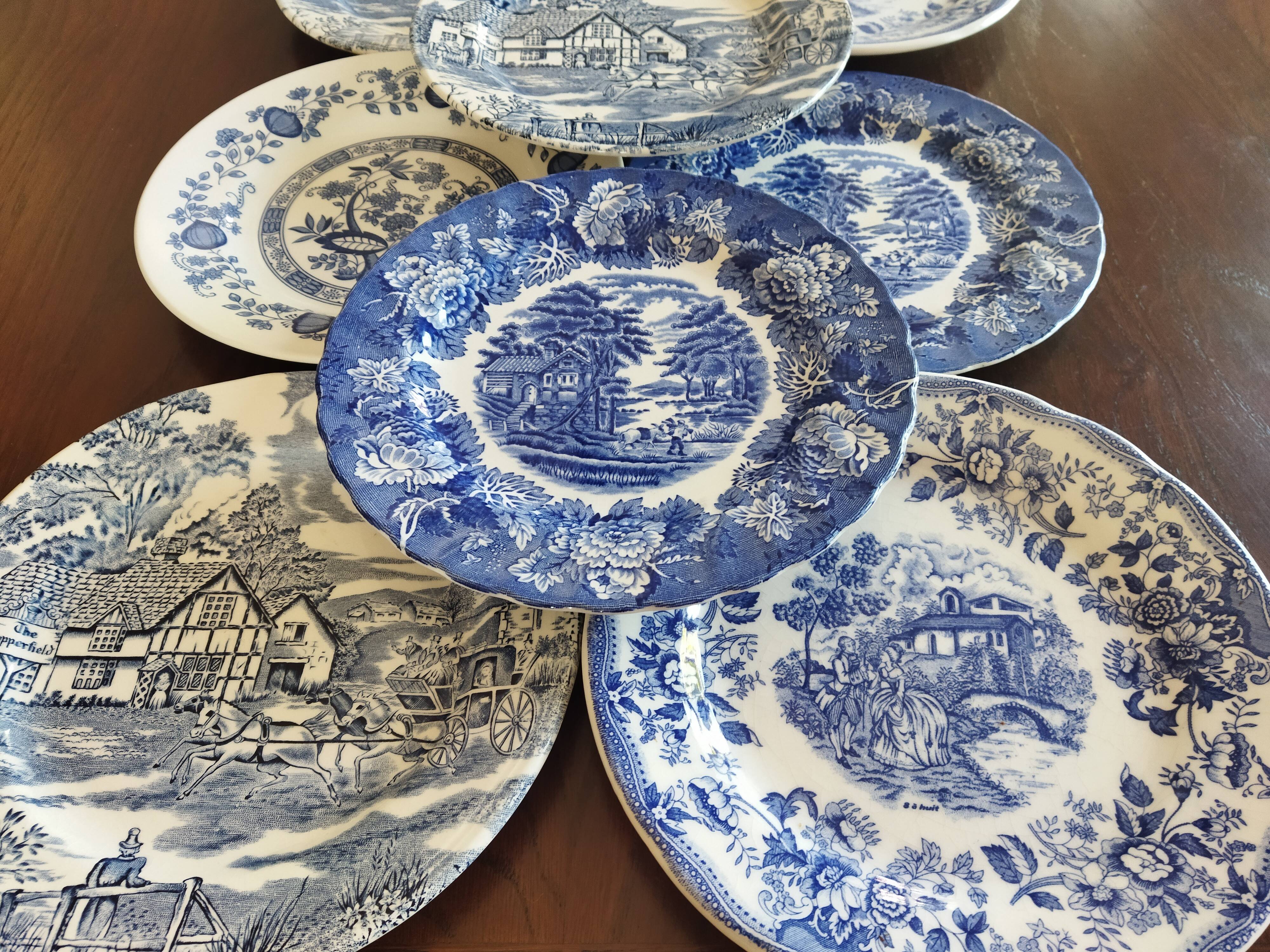 8 assiettes à dessert bleu & blanc Enoch Wood, Churchill & Lunéville