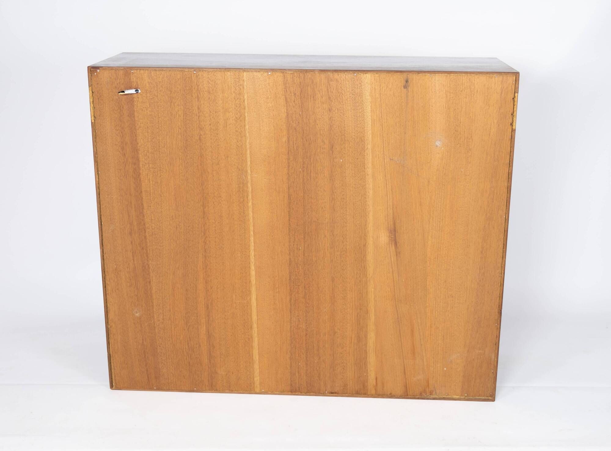 Bookcase in rosewood of danish design from the 1960s.