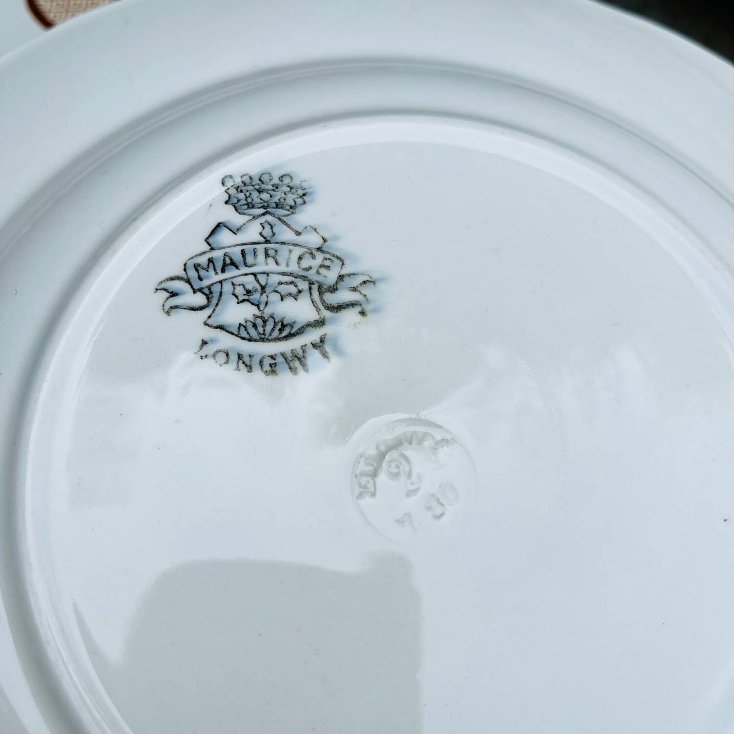 Plat et assiettes art deco, Longwy - décor Maurice