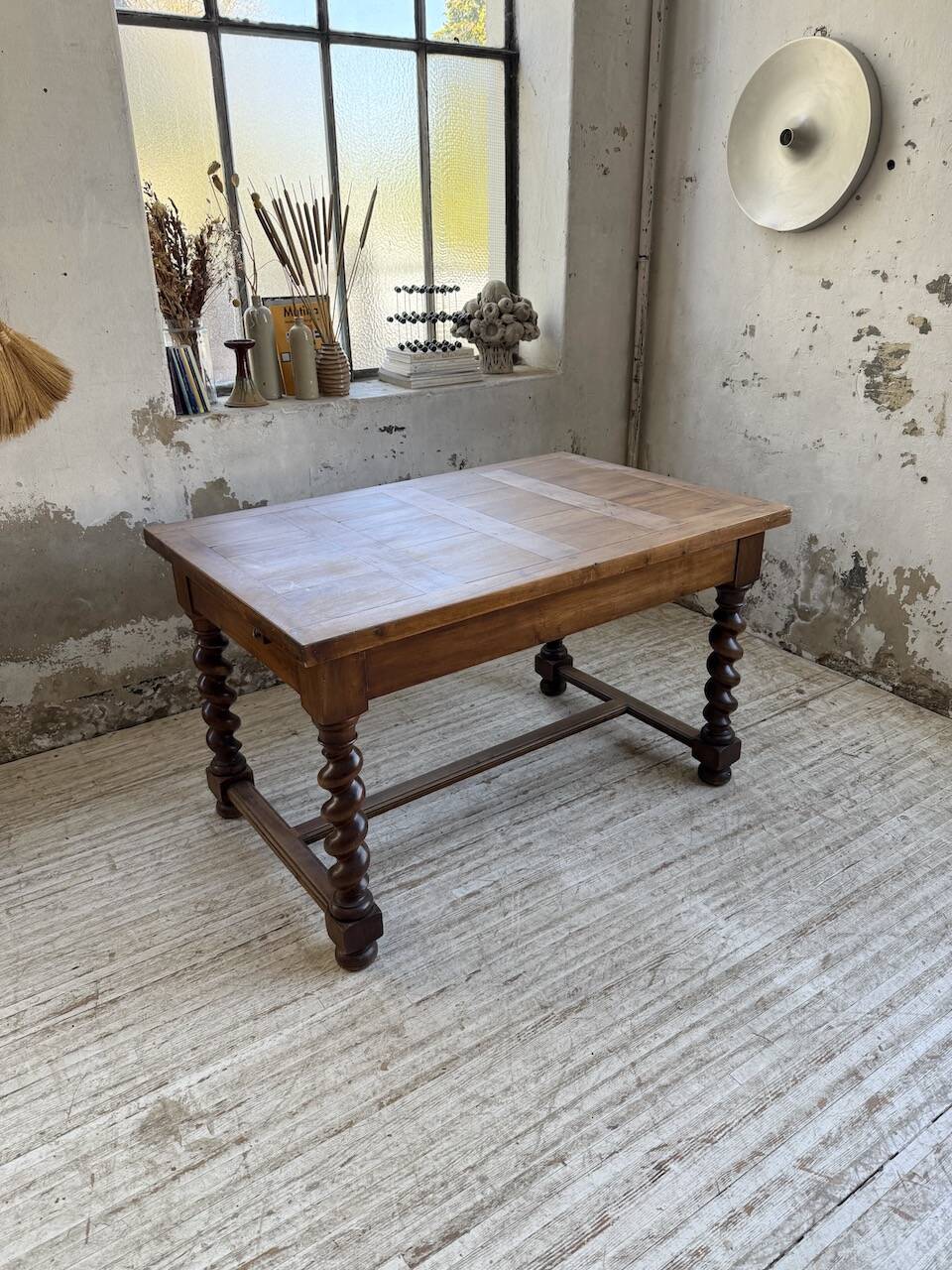 Paneled walnut desk with turned legs, 1900