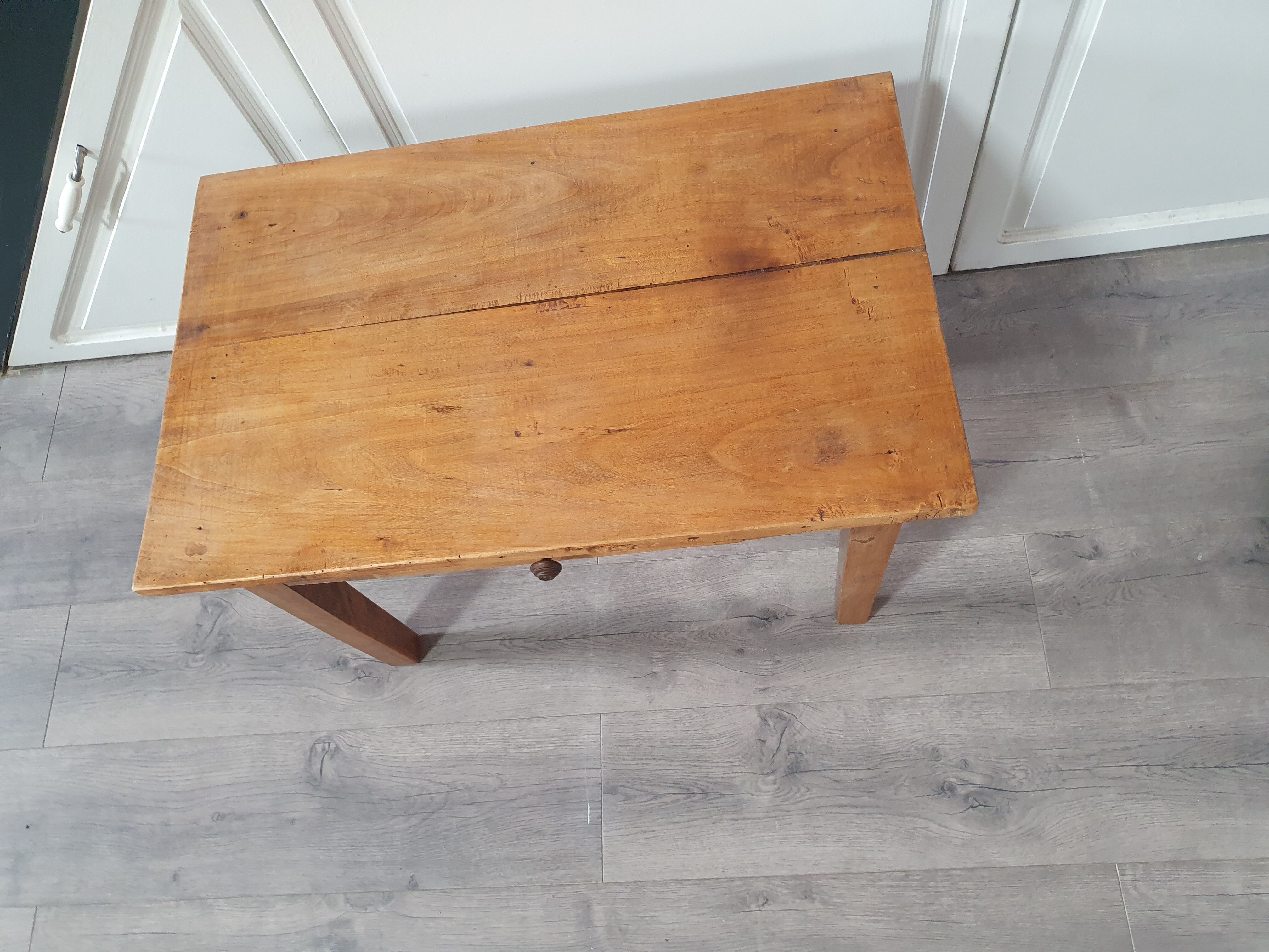 Vintage wooden coffee table, with a drawer