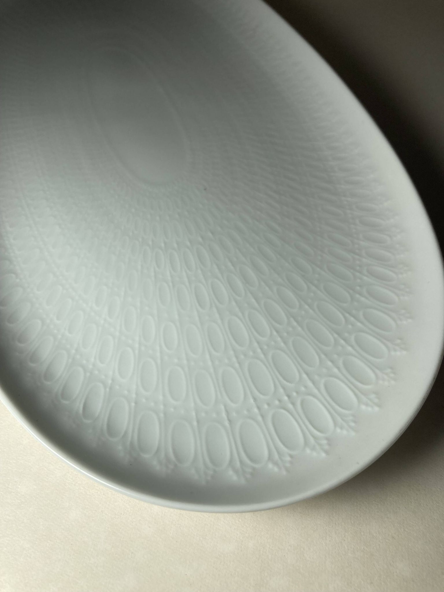 Plats en porcelaine