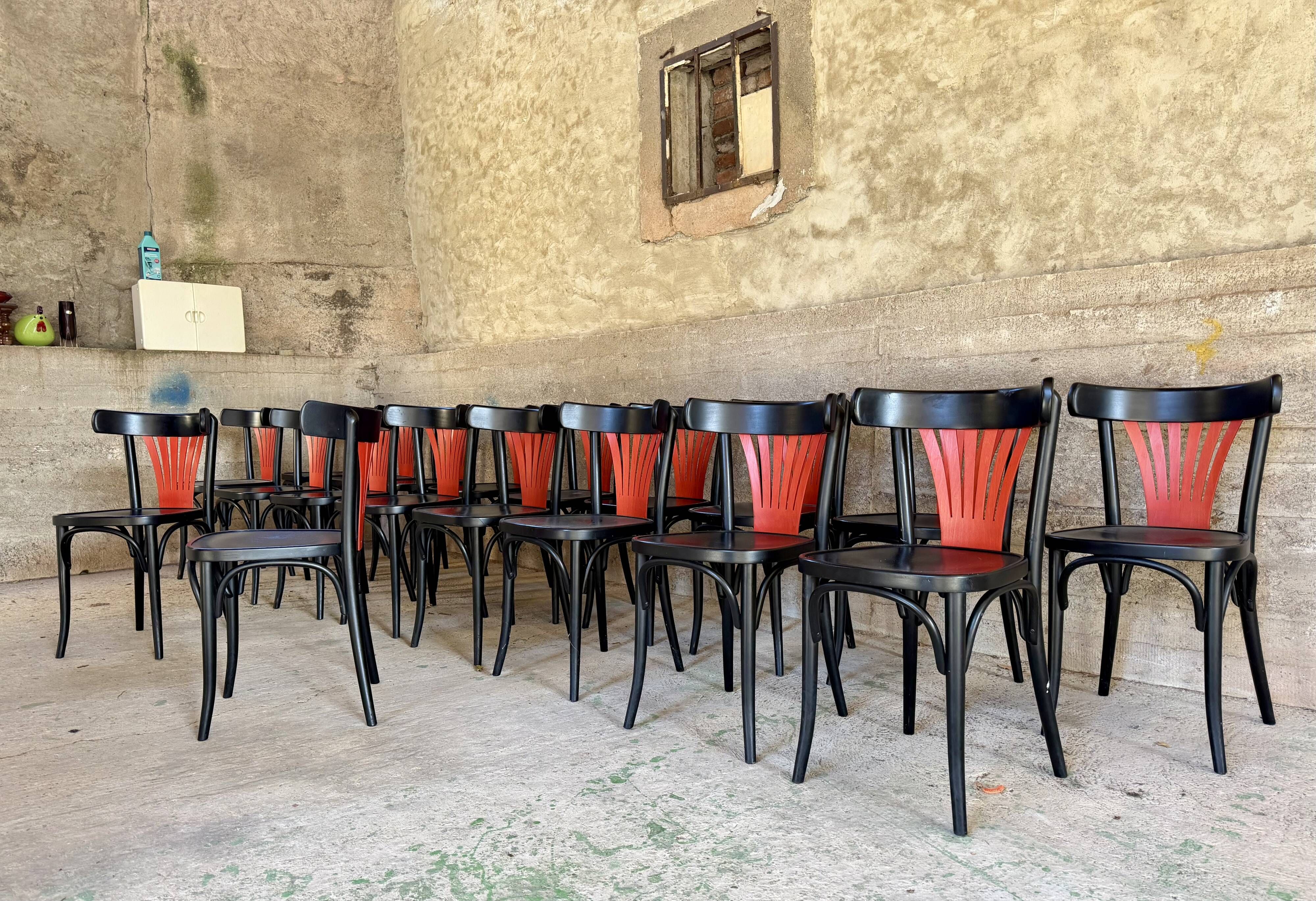 Set of 27 black and red bistro chairs – All wood