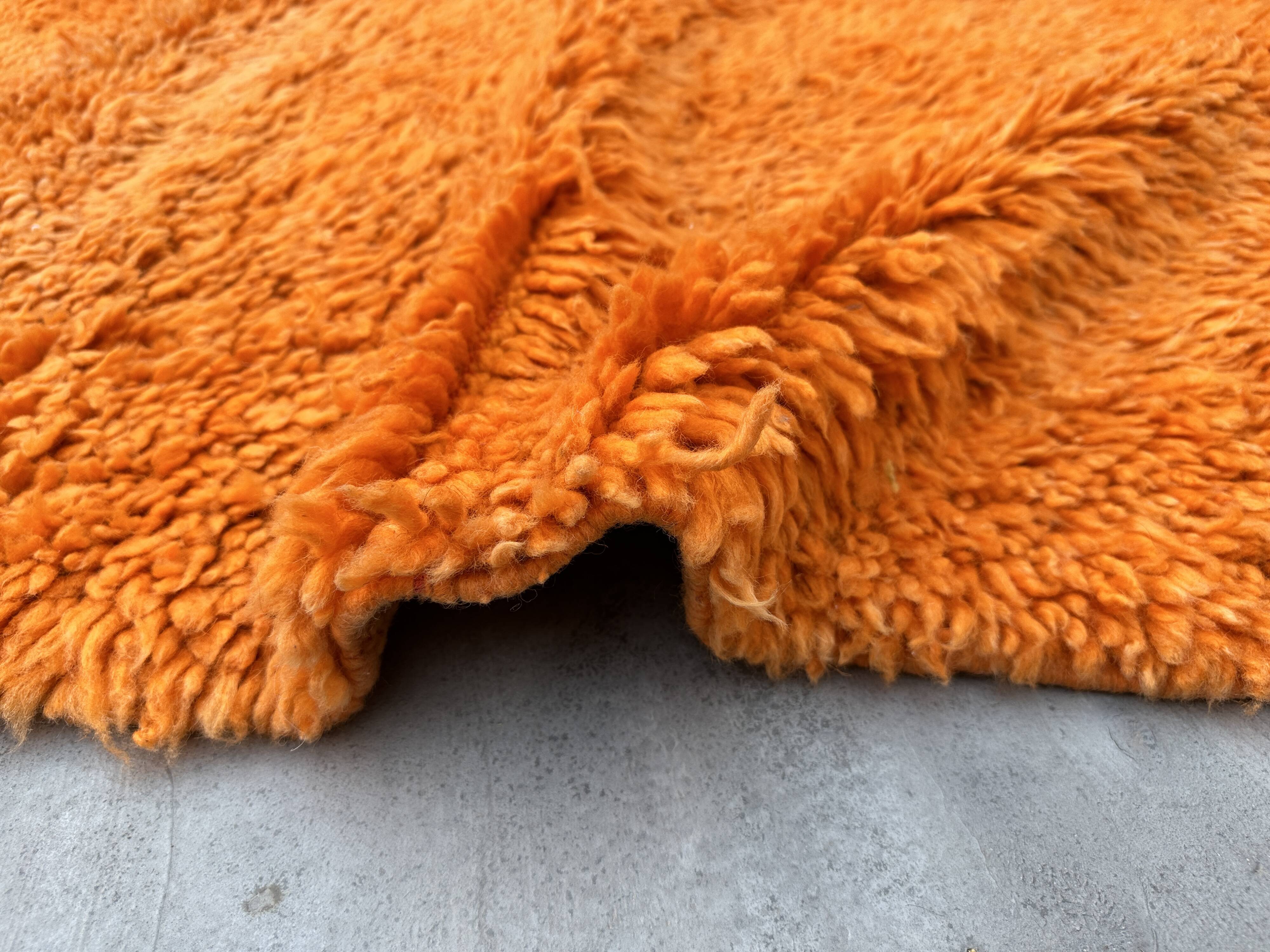 Moroccan rug Beni M'guild orange - 198 x 250 cm