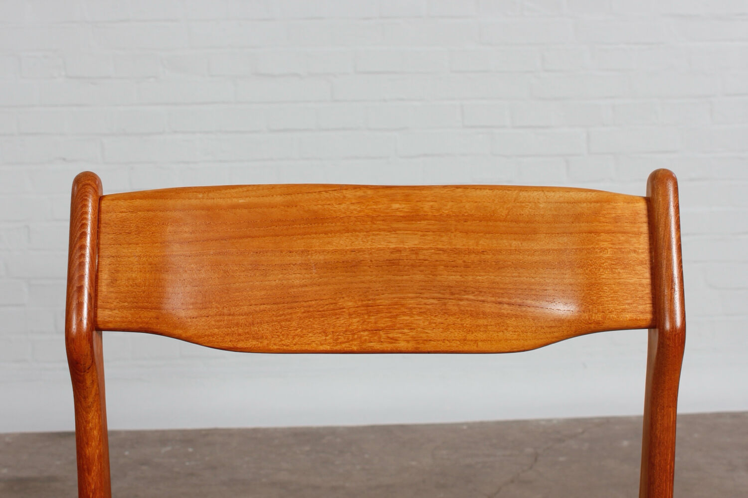 Ensemble de 2 chaises de salle à manger en teck danois design danois vintage