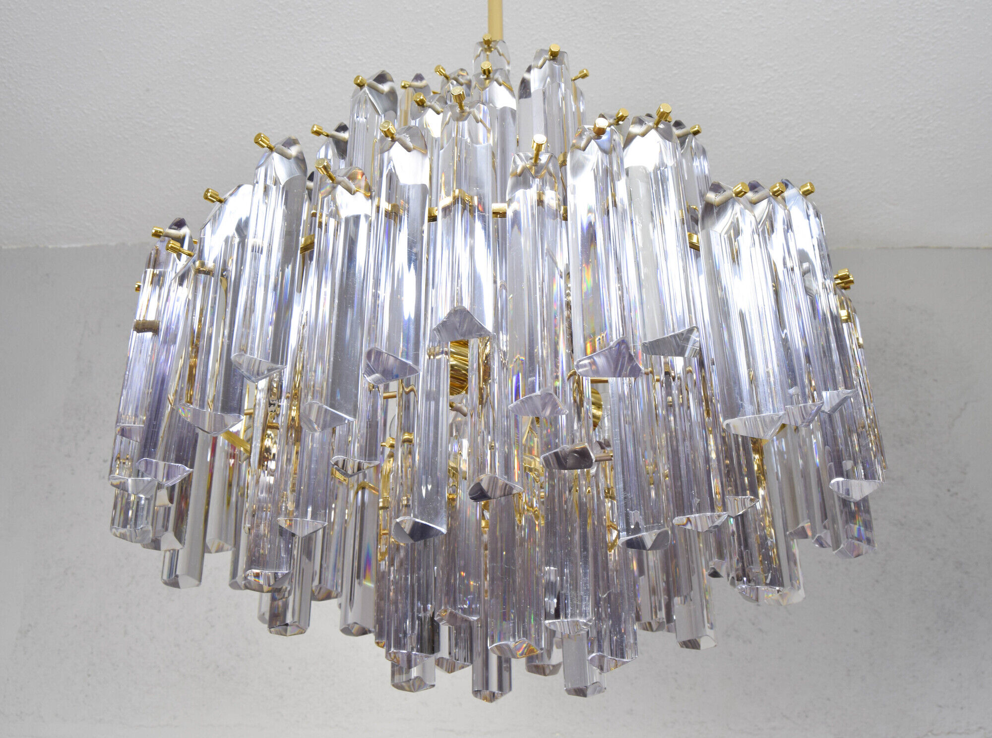 Large Venini Mid Century Italian Modern Triedri Murano Glass Chandelier