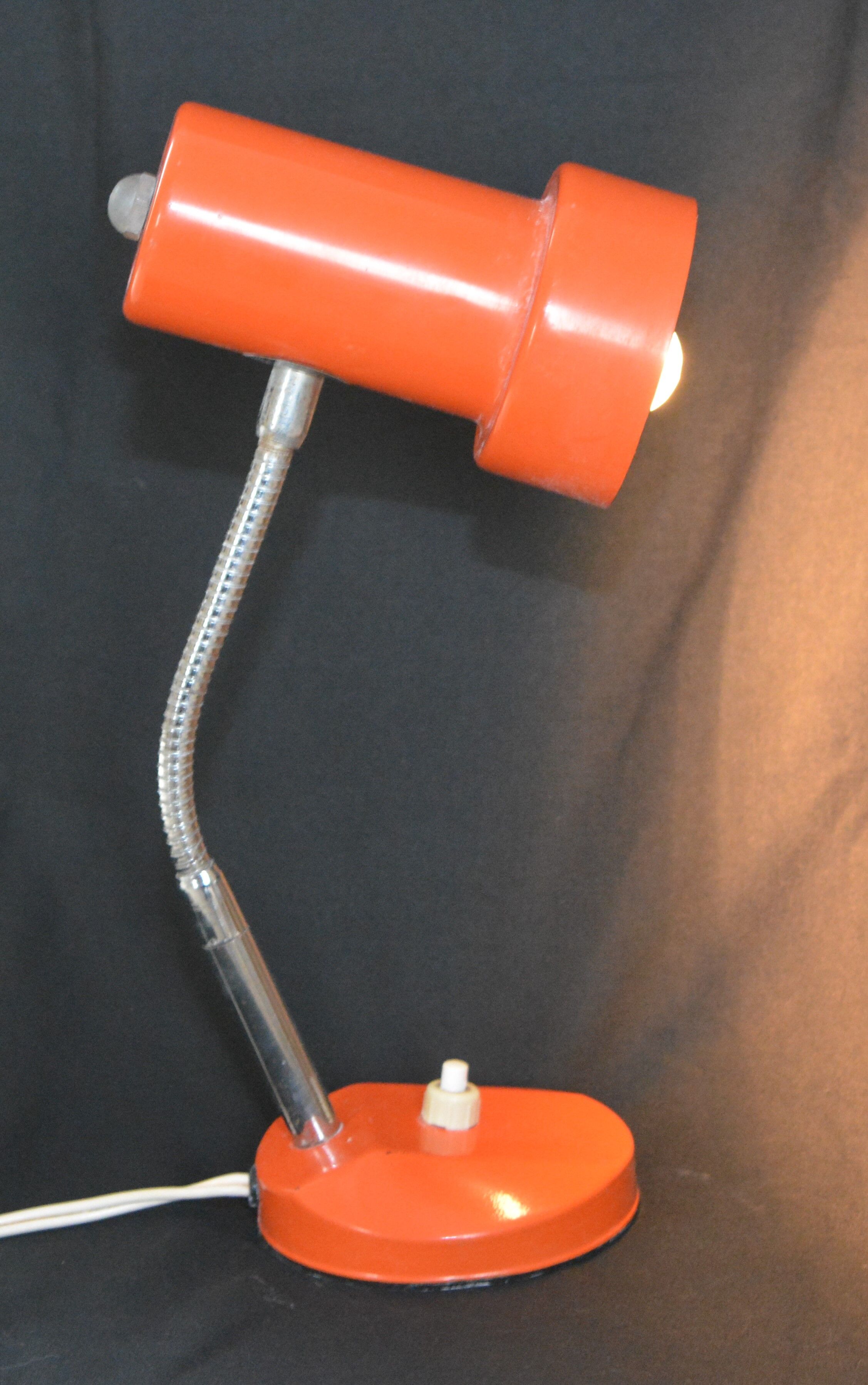 Lampe à poser vintage design italien