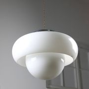 Grand lampadaire de l'ère spatiale de Guzzini, années 1960.