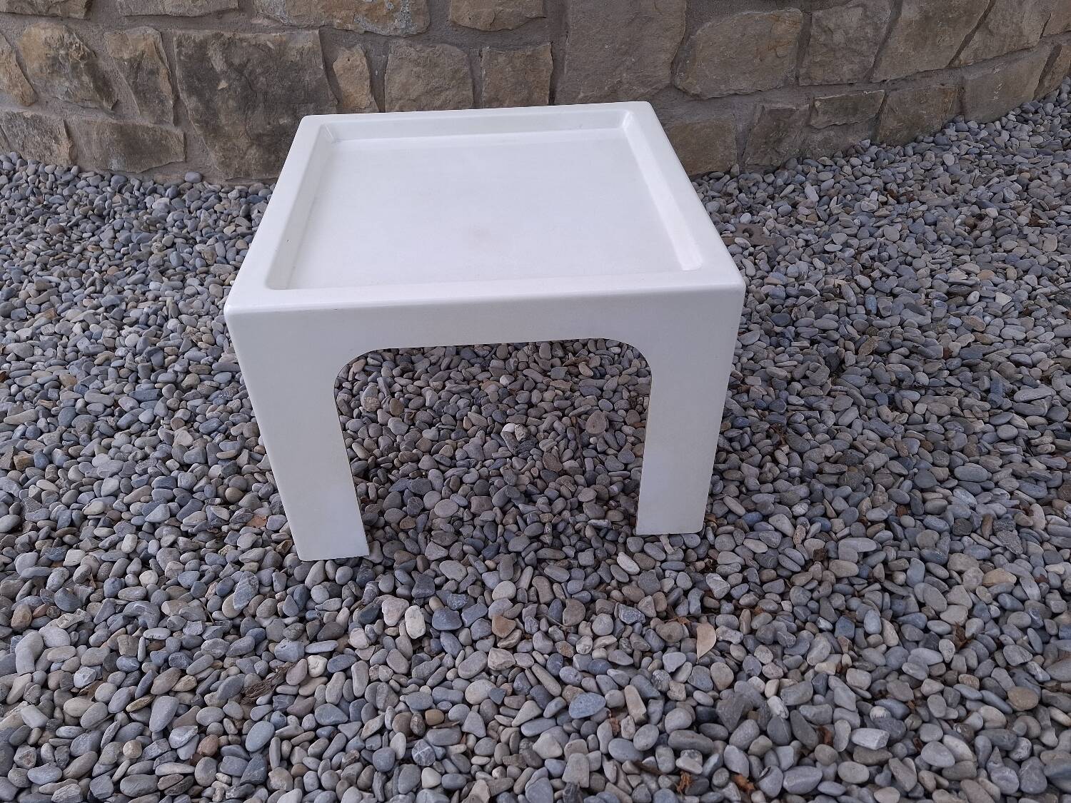Vintage 70'S fiberglass coffee table